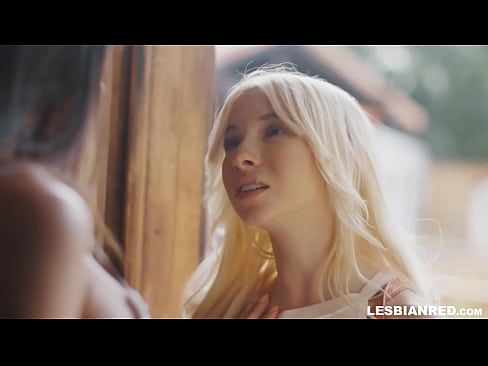 ❤️ Vajza vjen në shtëpi disa muaj më vonë dhe përfundon duke ngrënë pidhin e njerkës së saj ️❌ Video seksi tek ne sq.xxxifuck.ru ️❤